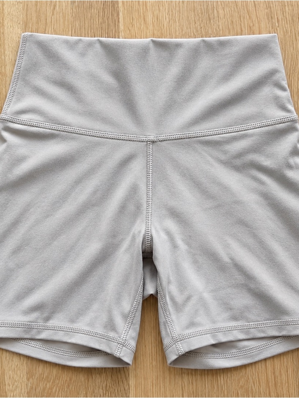 TNA Butter Cheeky Hi Rise - 3”- Size SMALL - Nomad Taupe